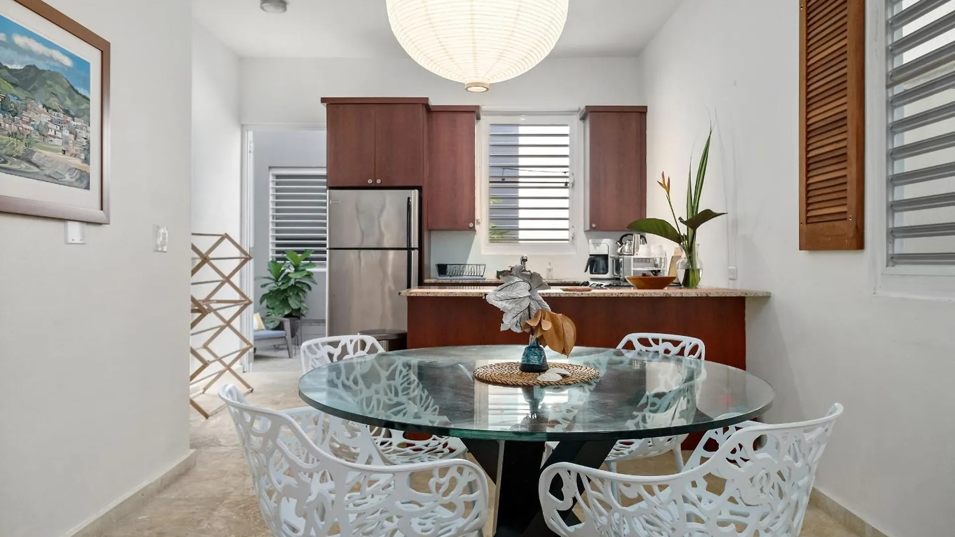 Seaside Caribbean Comfort - Between Beach And City San Juan Apartment