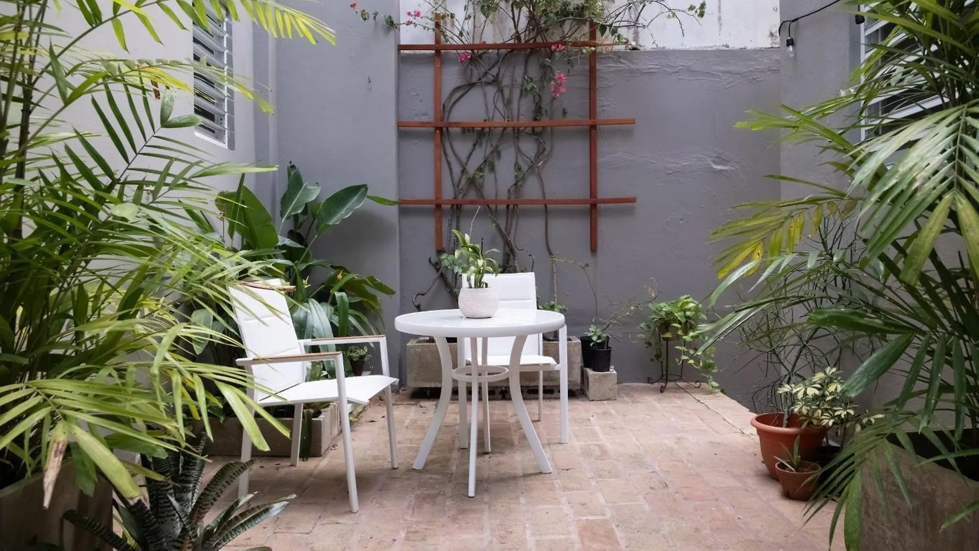 Seaside Caribbean Comfort - Between Beach And City San Juan